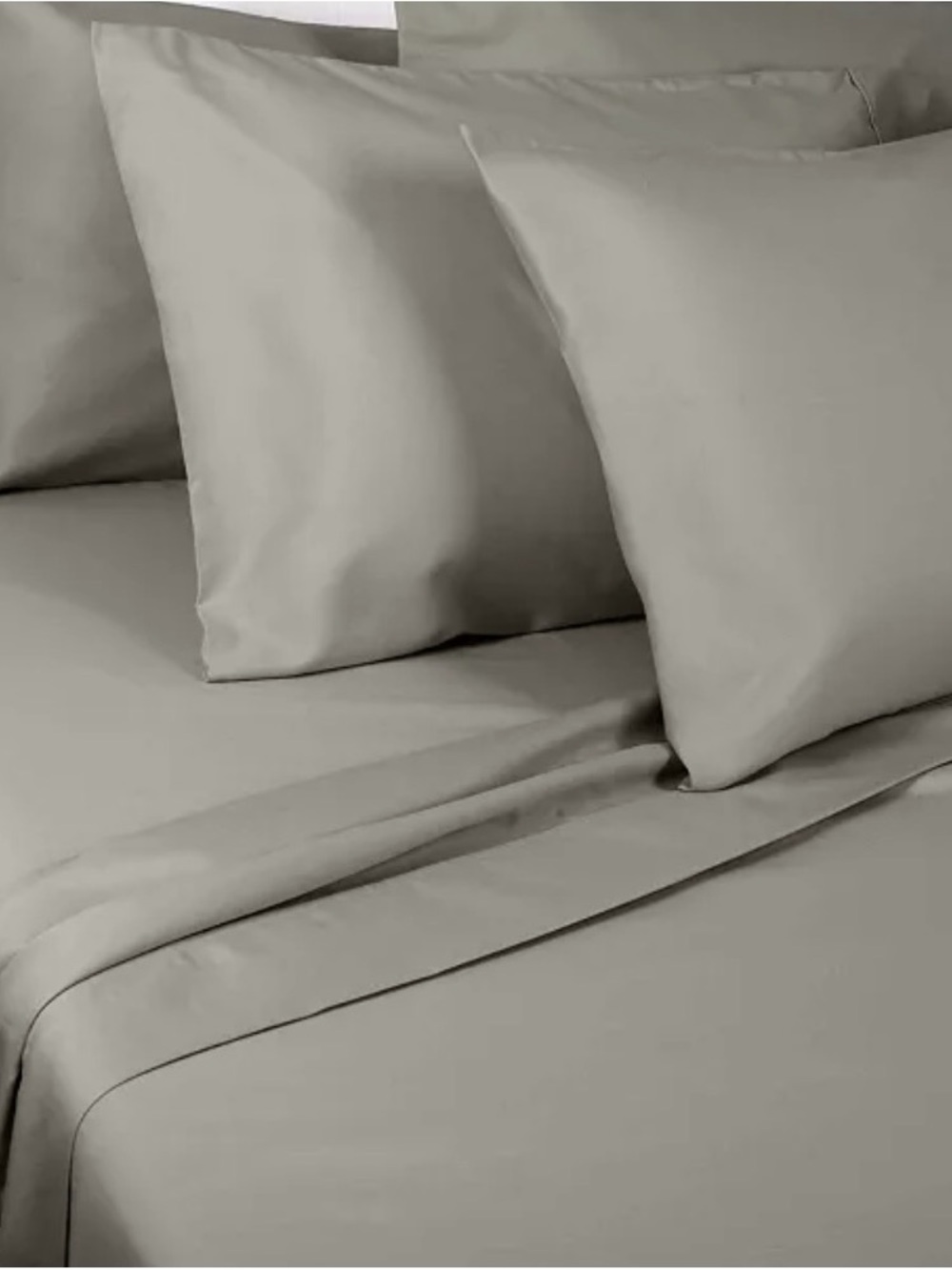 Fairfield Square White Brookline 1400 Thread Count 6 Pc. Sheet Set, King
